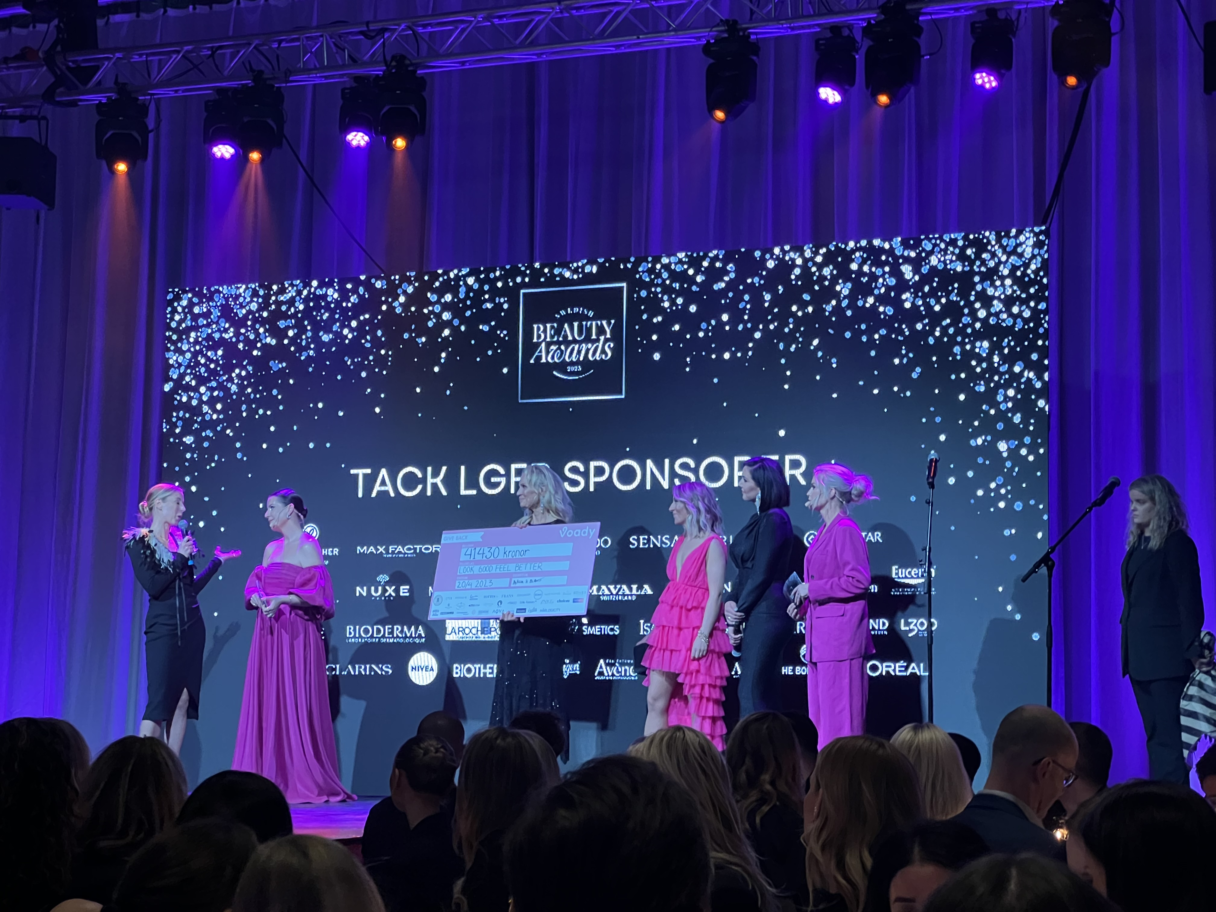 1910573C-0F9D-4A83-A6E2-1F431719B0B3