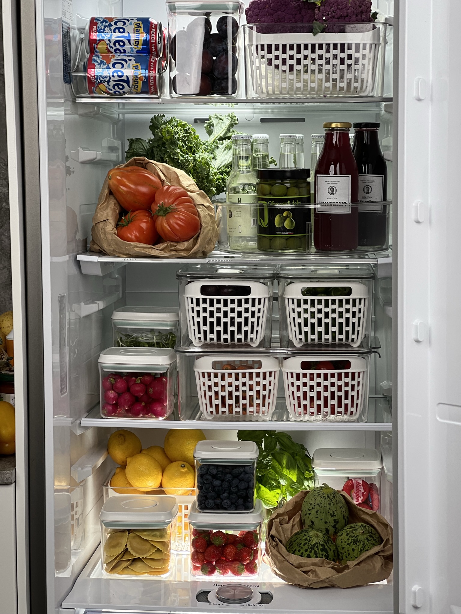 1939C8B9-B4B1-47FB-8BF3-7116BDAB4711