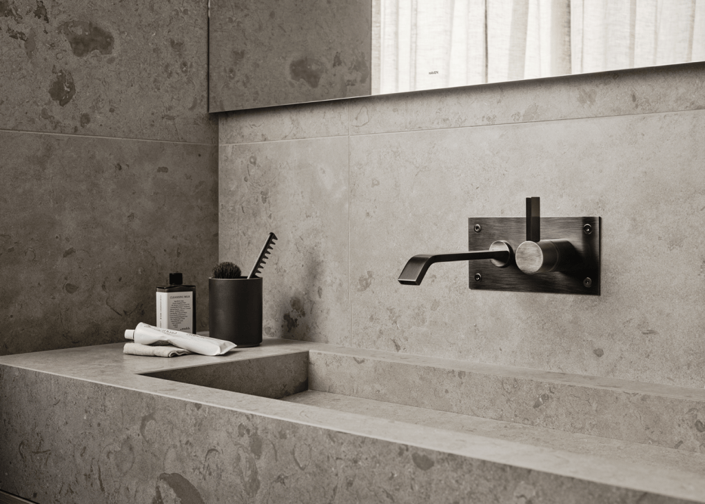 Jag behöver akut hjälp med att välja golv till min&nbsp;källare.